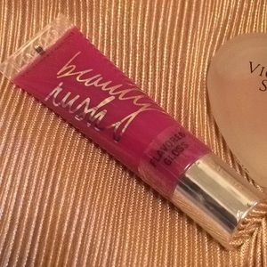 VS SWEETHEART Flavored Lipgloss